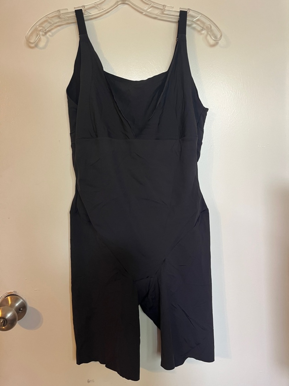 Maidenform Black Shaping Bodysuit with Supportive Straps, XL